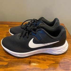 Nike Black and White Sneakers